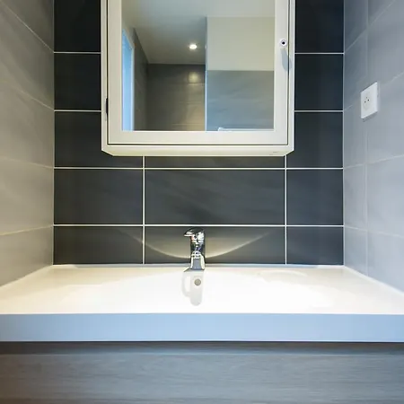 Into - Montparnasse Apartment Paris