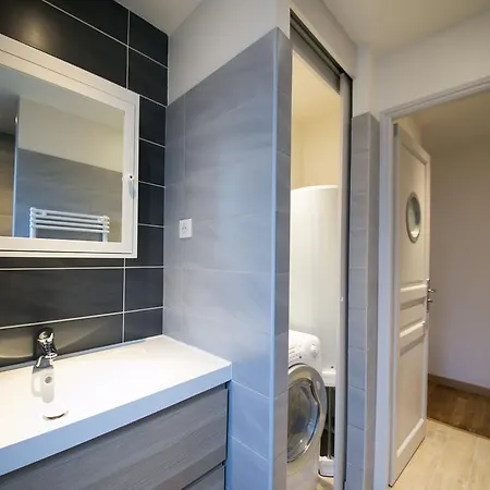 Apartment Into - Montparnasse Paris