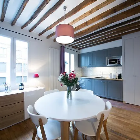 Into - Montparnasse Apartment